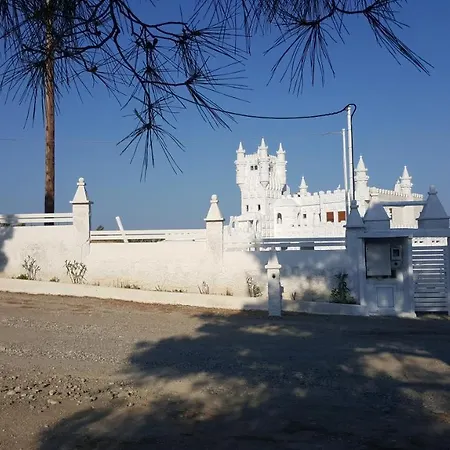 Aparthotel Snow White Castle 3*